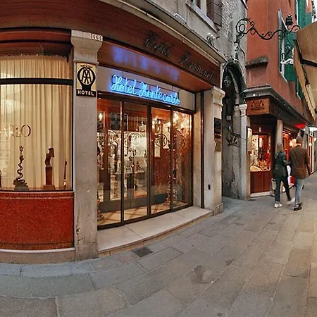 Roulette 3 3* Venise