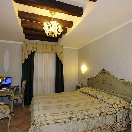 Roulette 3 Szálloda 3*